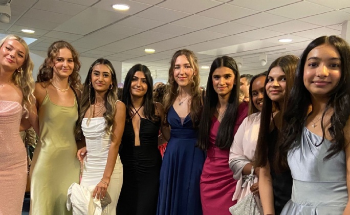 Latest News » Year 11 and 13 Ball